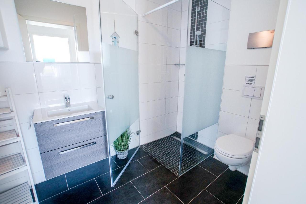 Ferienwohnung 4 "Gut Tossens" エクステリア 写真